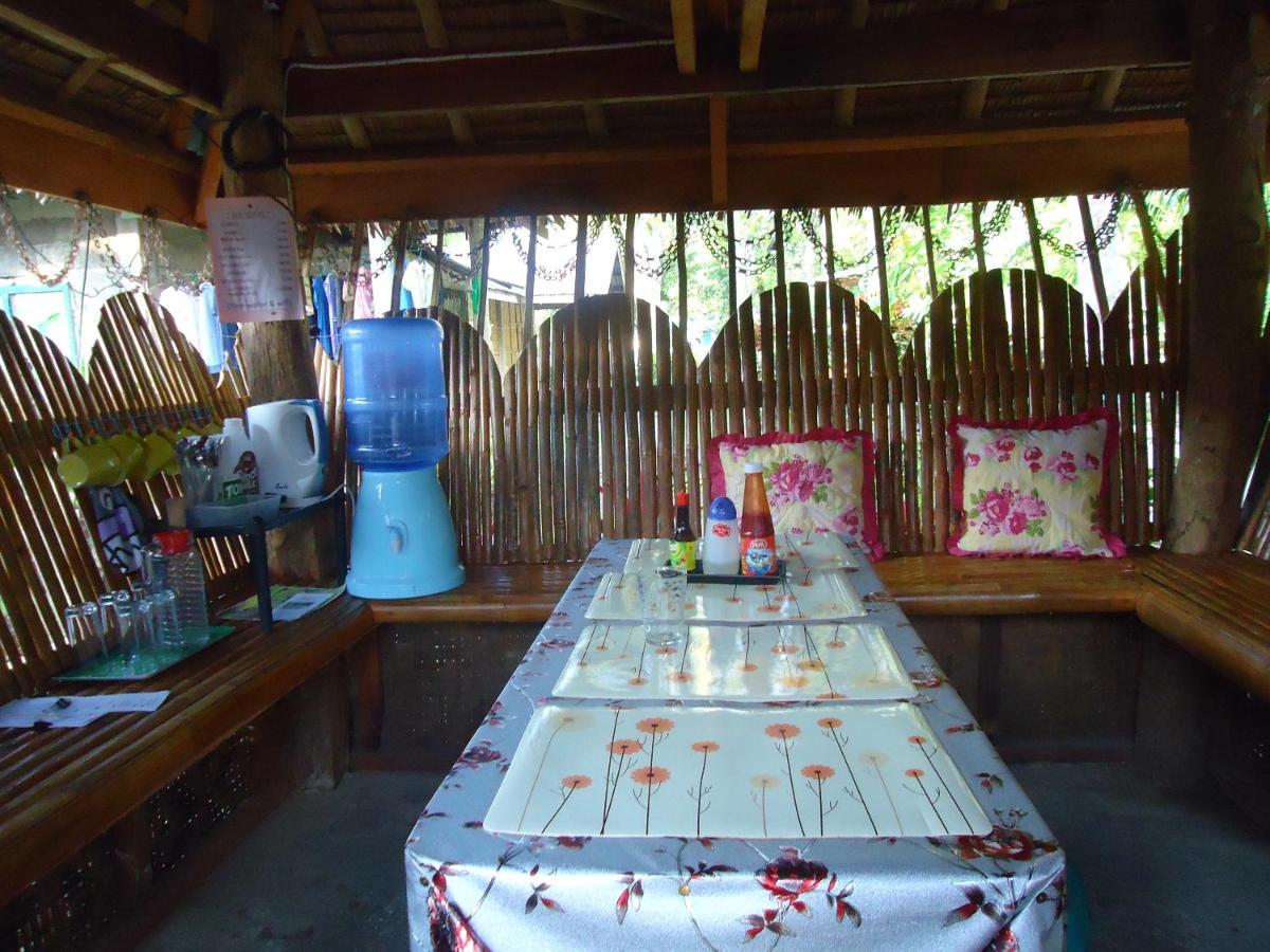 Lhoyjean Garden Hostel Batuan Экстерьер фото