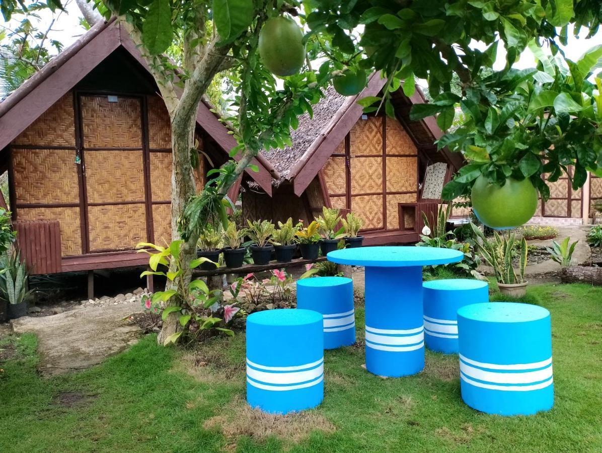 Lhoyjean Garden Hostel Batuan Экстерьер фото