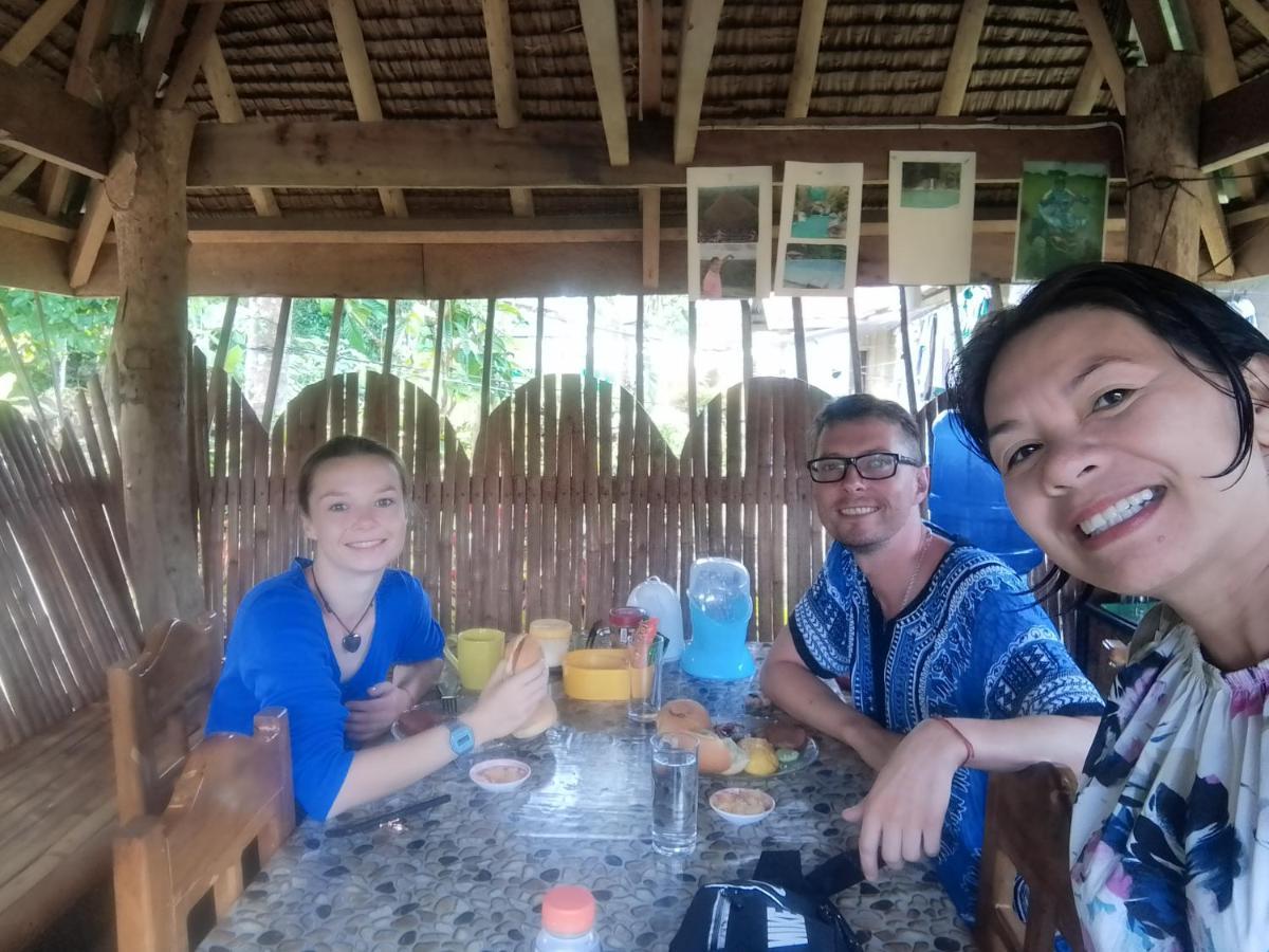 Lhoyjean Garden Hostel Batuan Экстерьер фото