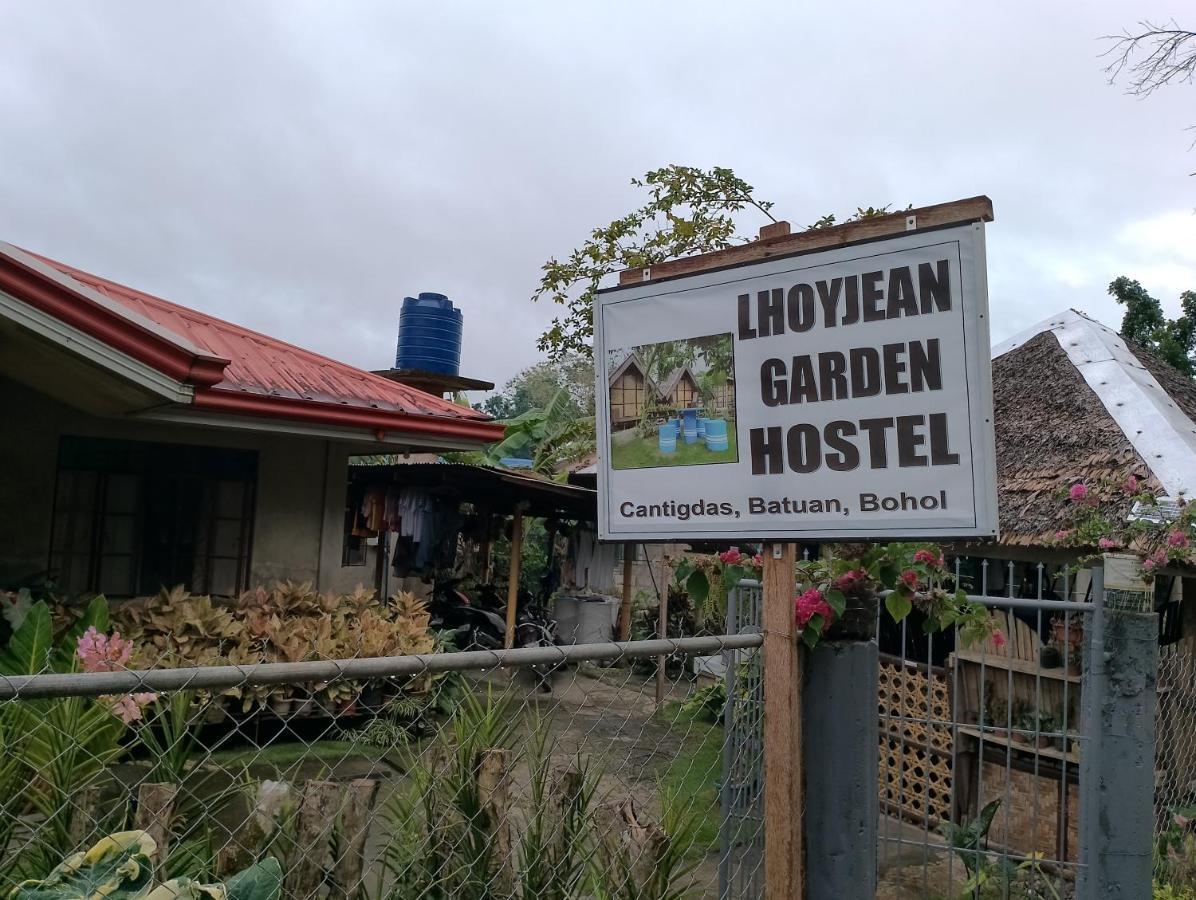 Lhoyjean Garden Hostel Batuan Экстерьер фото